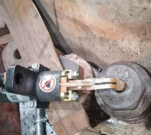 cr2100-bolt-remove